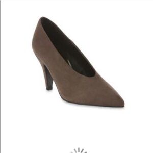 Olivia Miller Brown Penny Taupe Suede heels pumps Size US 6